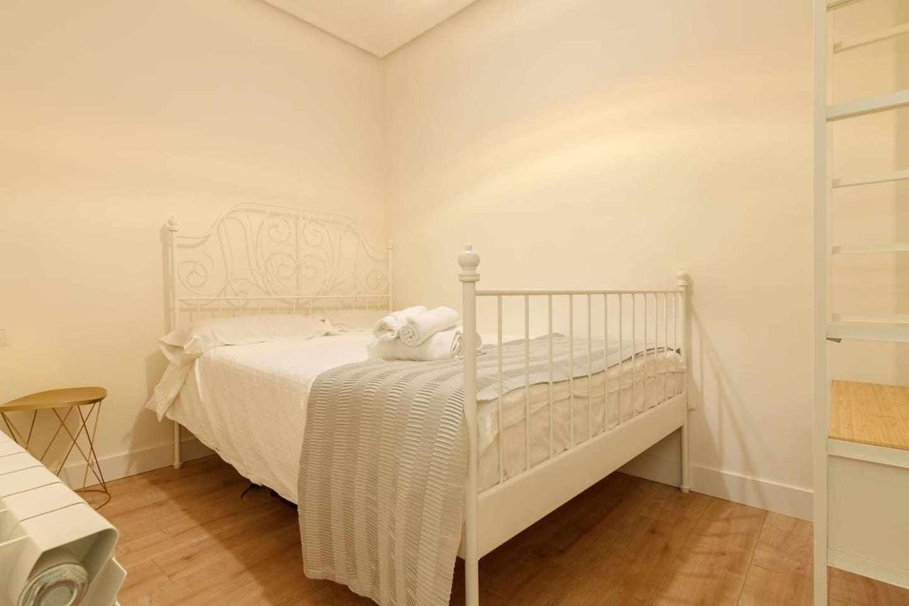 Vivienda Turistica Estilosa En La Zona Vieja Bilbao Ngoại thất bức ảnh